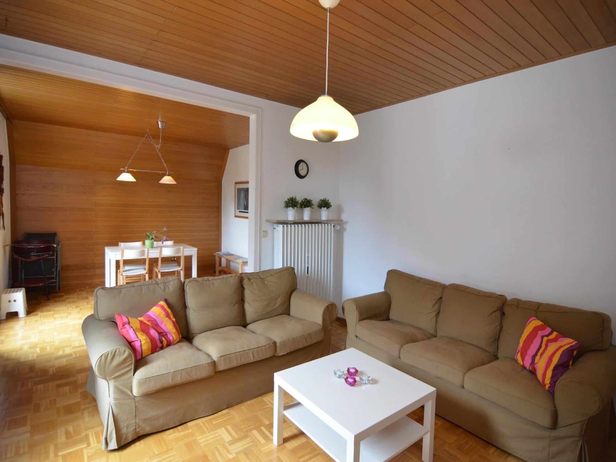 Spacious Apartment In Weser Uplands With Garden Bad Pyrmont Exterior photo
